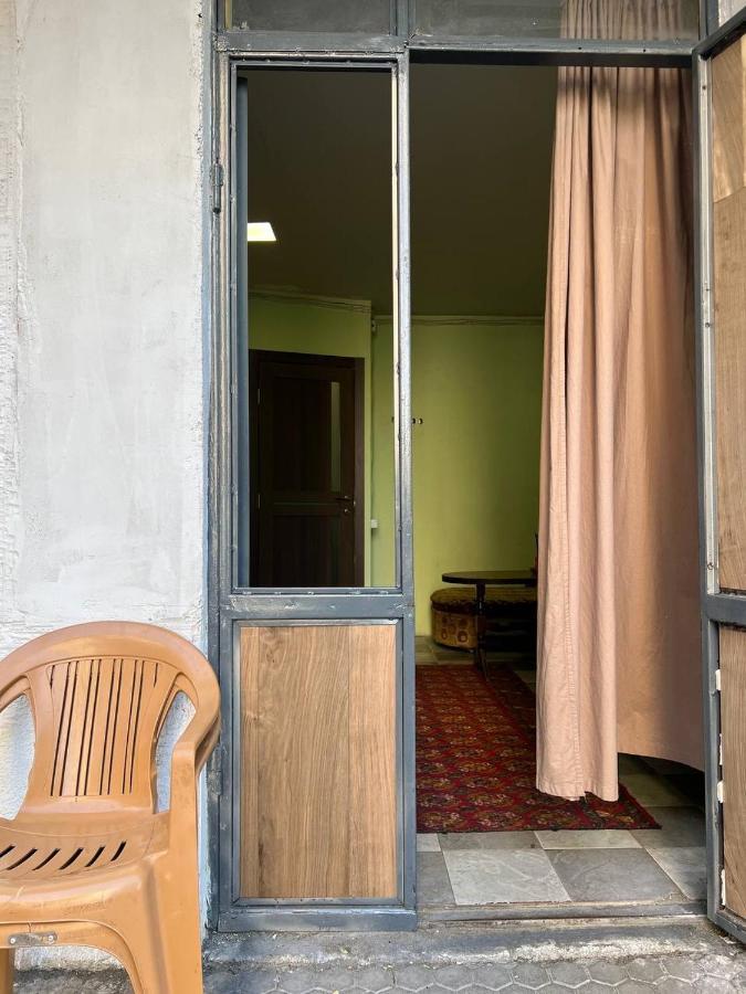 Vahe'S Family Guest House Front Jerevan Eksteriør billede